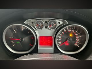 /photos/11820/4874b587-0b70-e69a-c741-90c1245165c6_i320x240.jpg