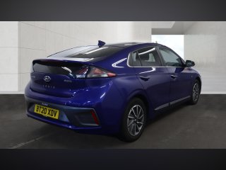 /photos/11820/5afe193c-f844-8d14-182c-25c58499c520_i320x240.jpg